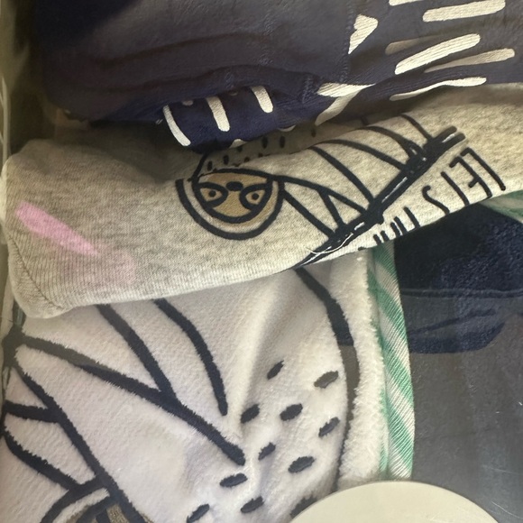 NEW CLOUD ISLAND 9-Piece WELCOME HOME BABY GIFT SET  FOR NEWBORNS 0-3 MO - Picture 2 of 10